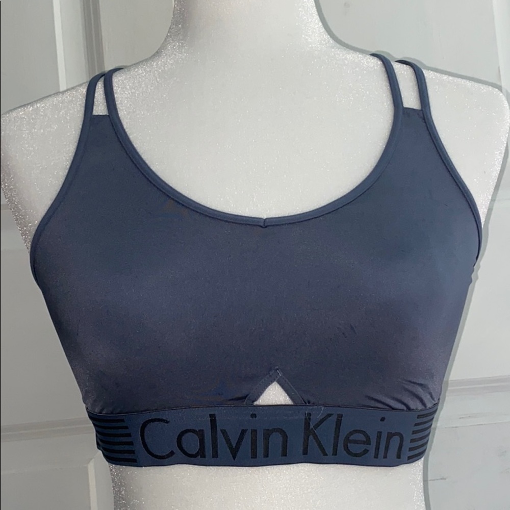 NWT Calvin Klein sports bra
